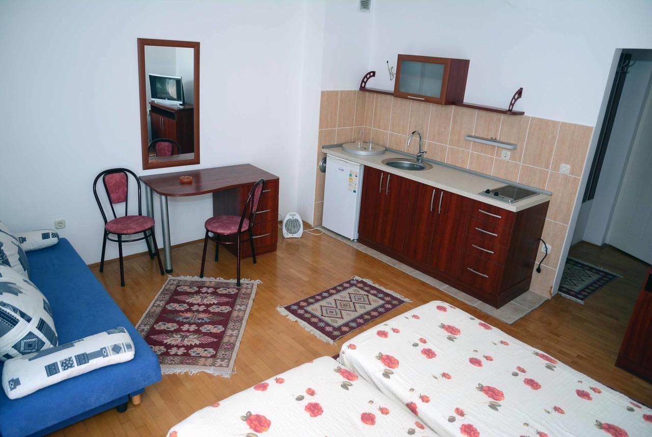 Vila Delfin Ohrid Exteriör bild