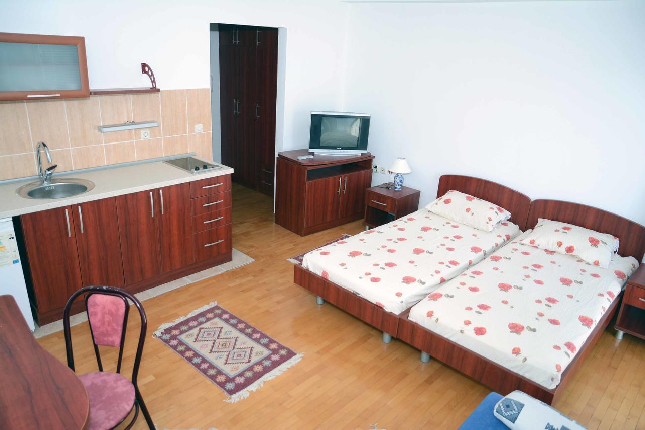Vila Delfin Ohrid Exteriör bild