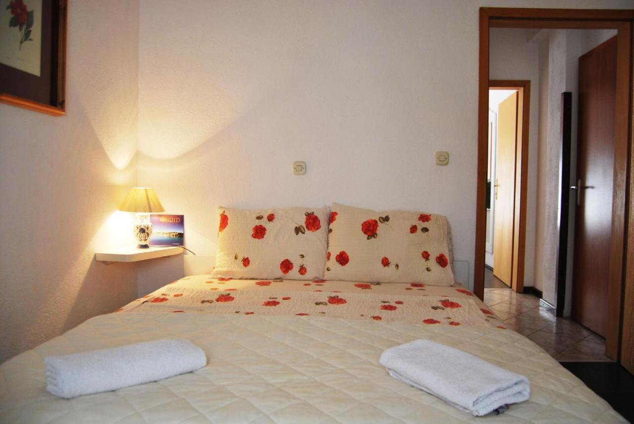 Vila Delfin Ohrid Exteriör bild