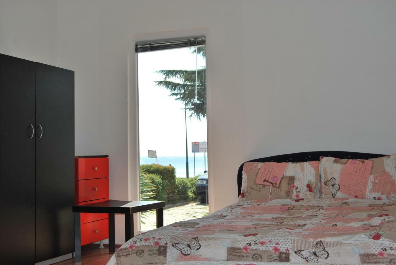 Vila Delfin Ohrid Exteriör bild