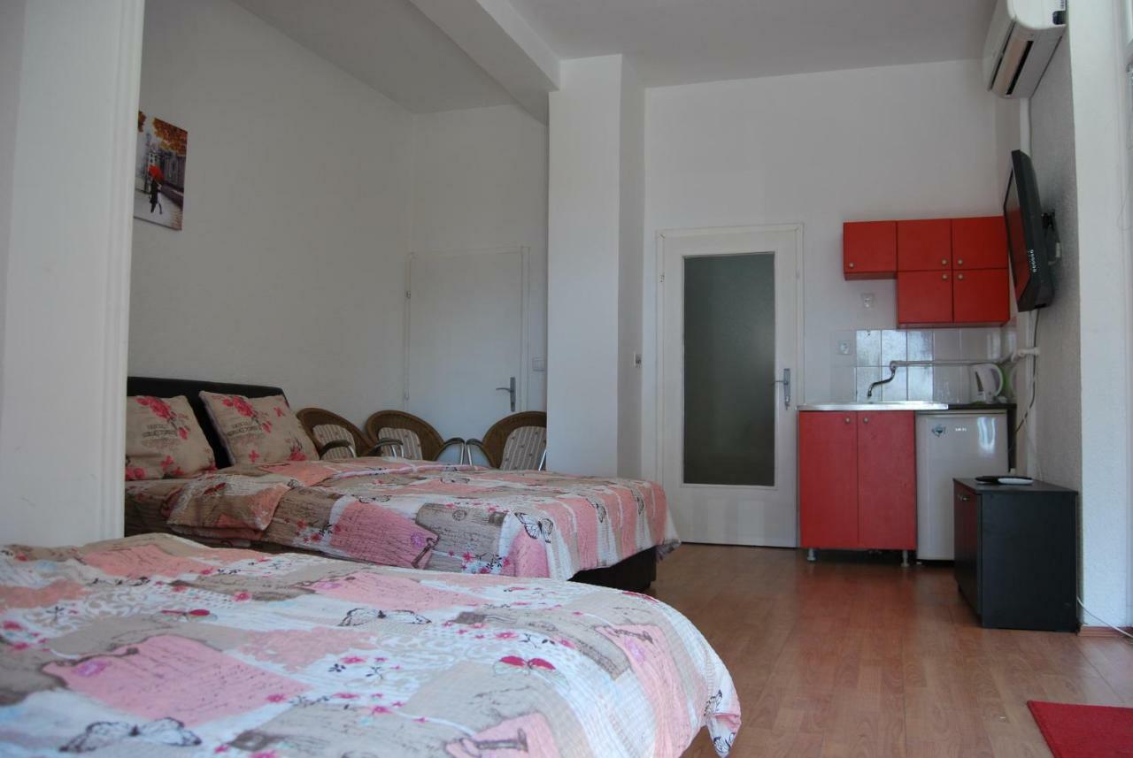 Vila Delfin Ohrid Exteriör bild