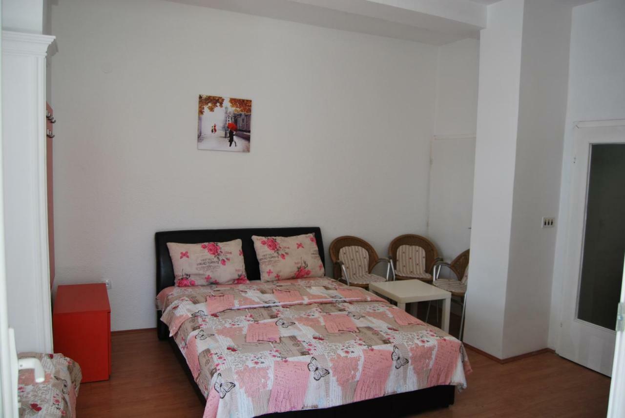 Vila Delfin Ohrid Exteriör bild