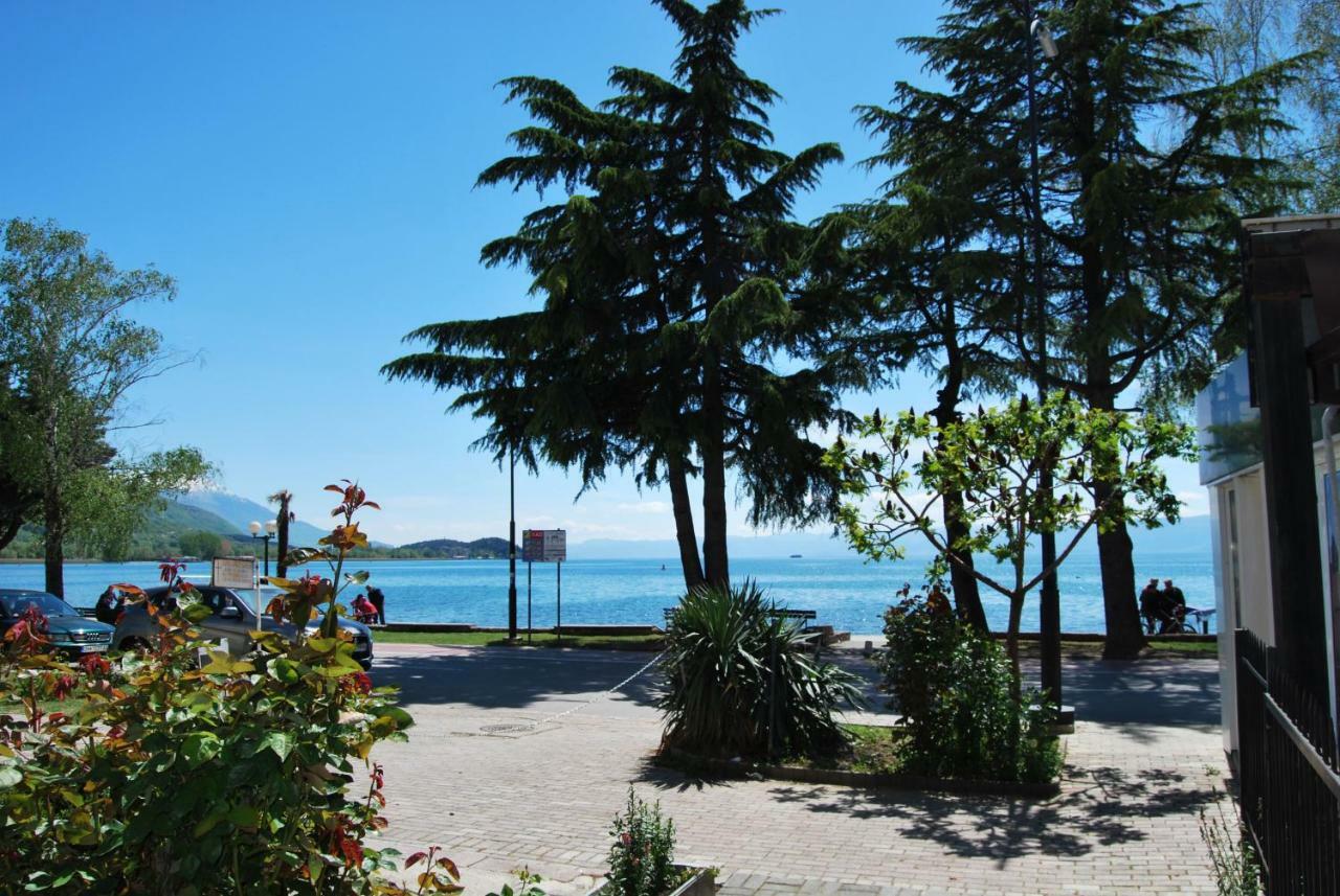 Vila Delfin Ohrid Exteriör bild